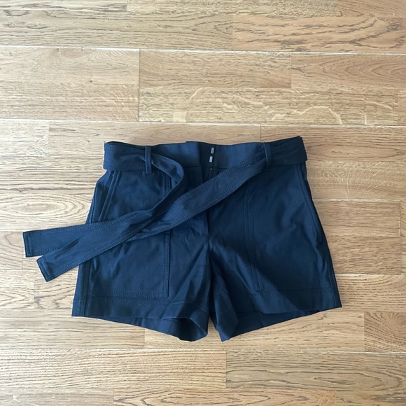 Ann Taylor black high waisted tie shorts - Picture 2 of 4